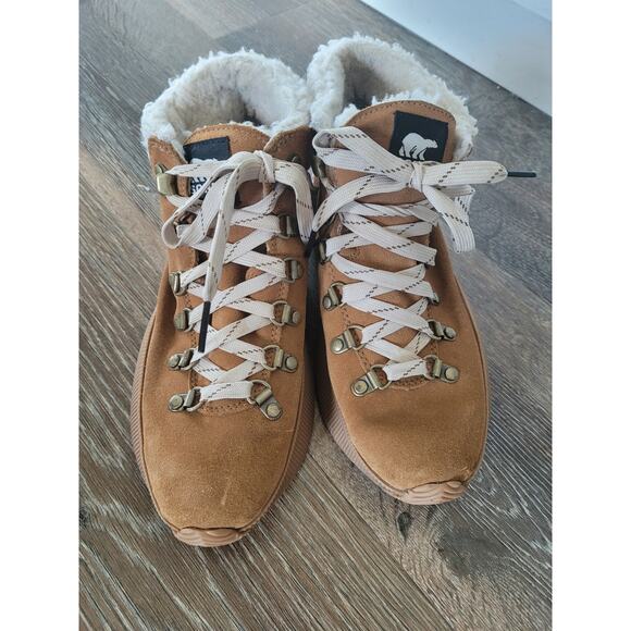 Sorel‎ Women's Fur Lined Brown Sneaker size 6.5 #1 - Picture 2 of 5